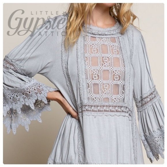 POL Windowpane Lace Tunic Top - Picture 10 of 14